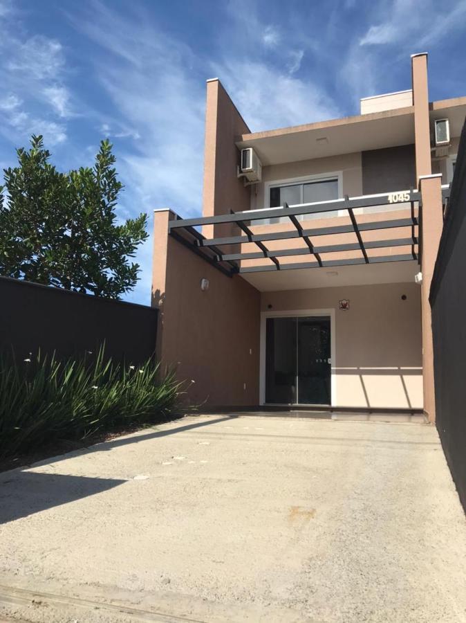 Casa Enseada, Prainha, Praia Grande Com Ar Nos 2 Quartos Sao Francisco do Sul Exteriör bild
